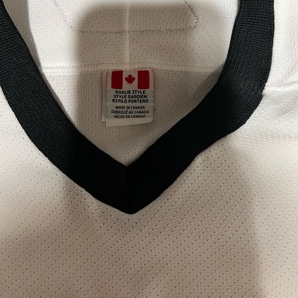 Signed Jersey - Picture 5 of 10